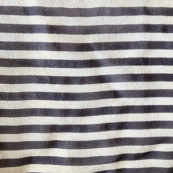 Club Monaco Denise skirt, 100% silk, cream / grey striped A line circle skirt - Picture 7 of 9